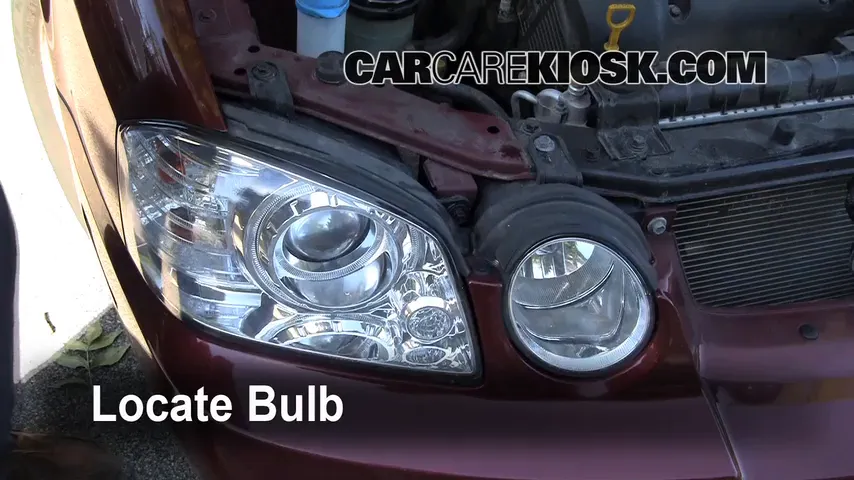 2004 Kia Optima EX 2.7L V6 Lights Turn Signal - Front (replace bulb)